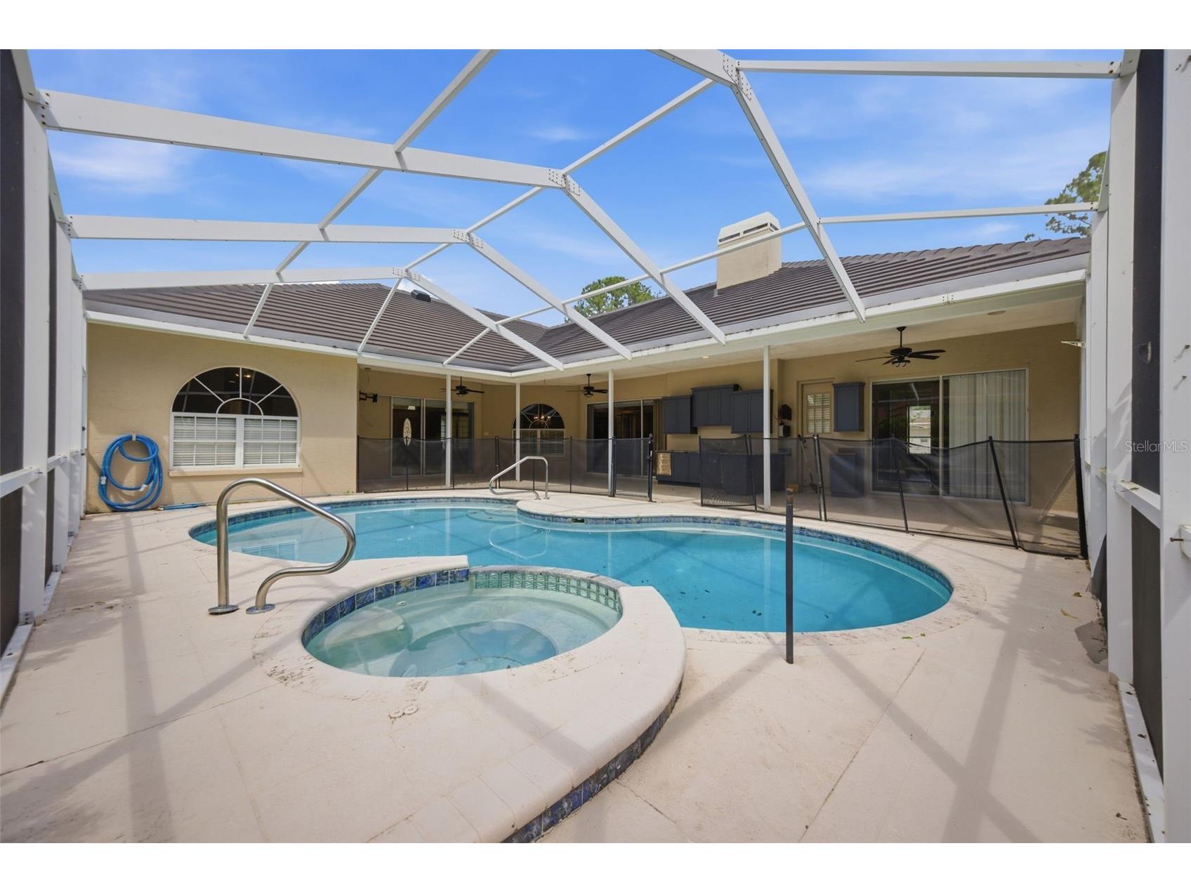 18629 Avenue Capri Lutz FL 33558 TB8496791 image3