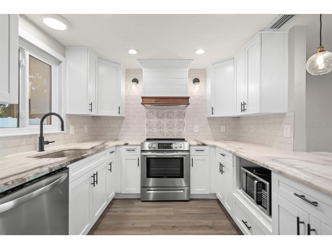 1863 12th Street SW Largo FL 33778 TB8447012 image10