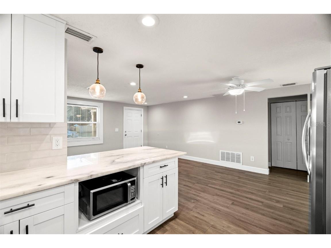 1863 12th Street SW Largo FL 33778 TB8447012 image11