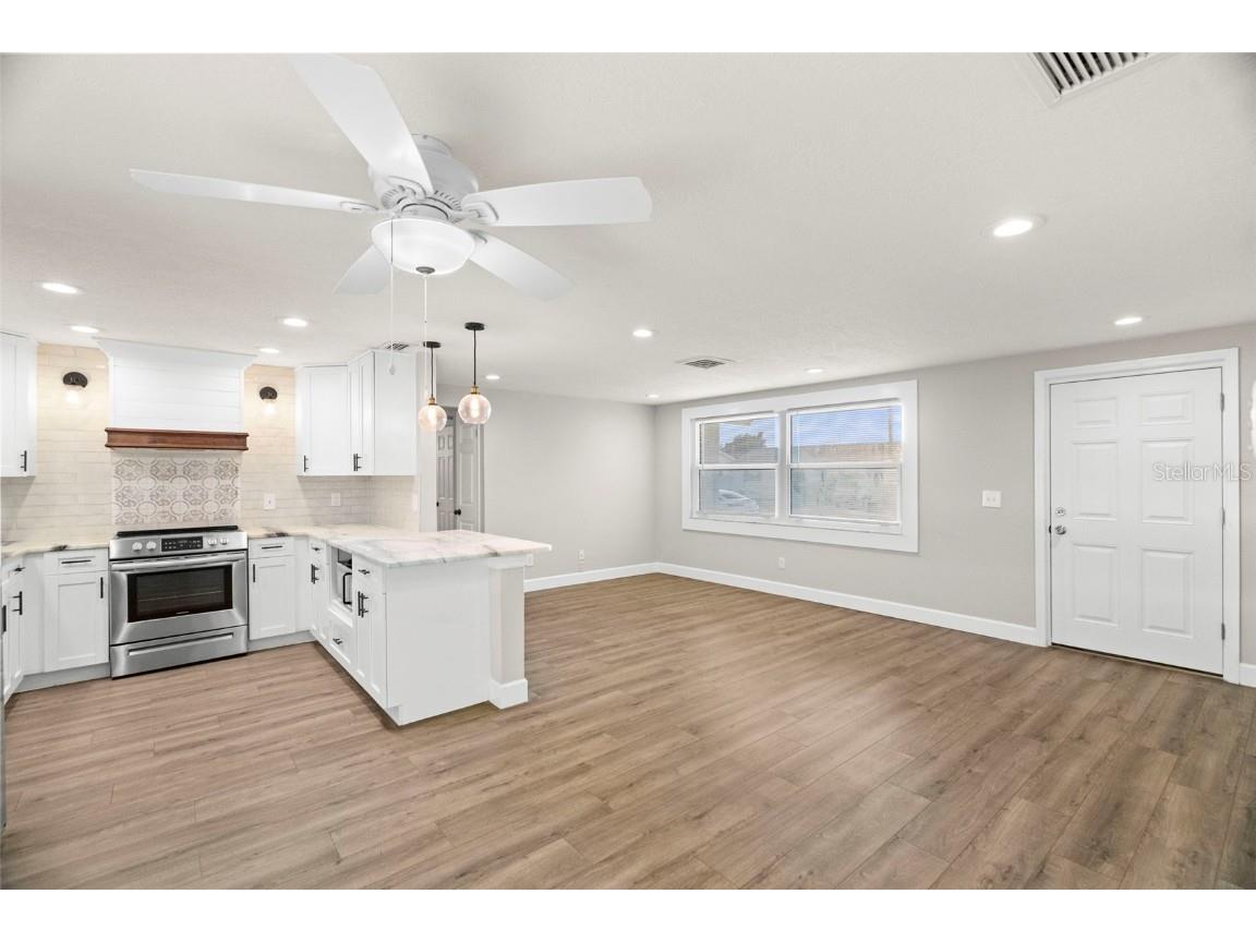 1863 12th Street SW Largo FL 33778 TB8447012 image8