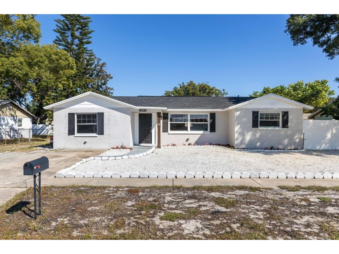 1863 12th Street SW Seminole FL 33778 T3480519 image1