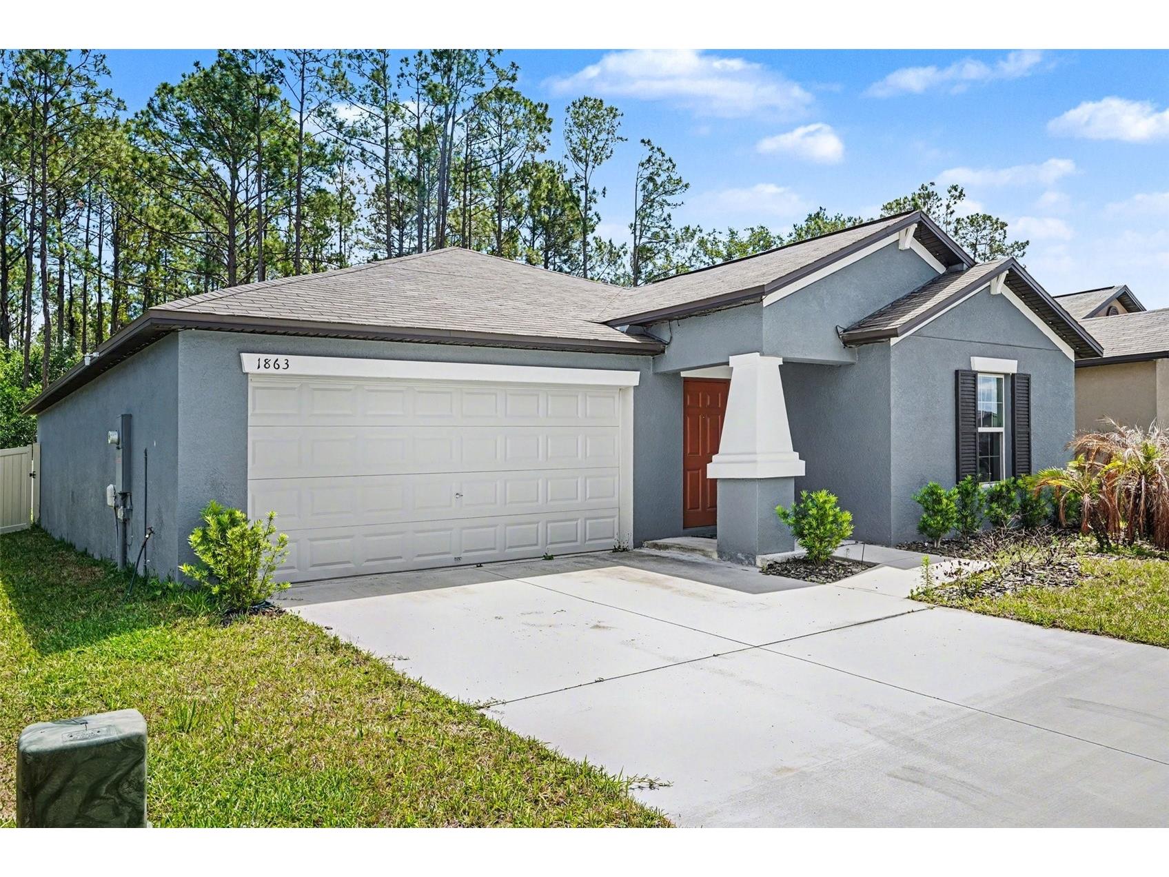 1863 Yellow Trail Lakeland FL 33801 TB8499832 image1