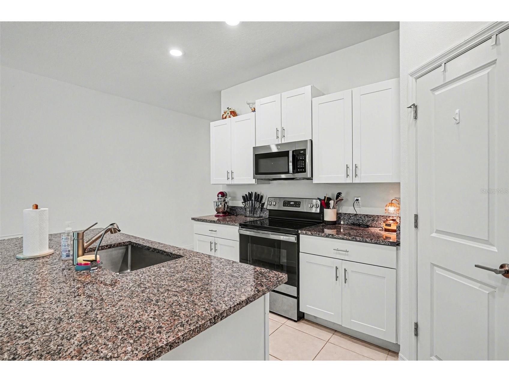 1863 Yellow Trail Lakeland FL 33801 TB8499832 image11