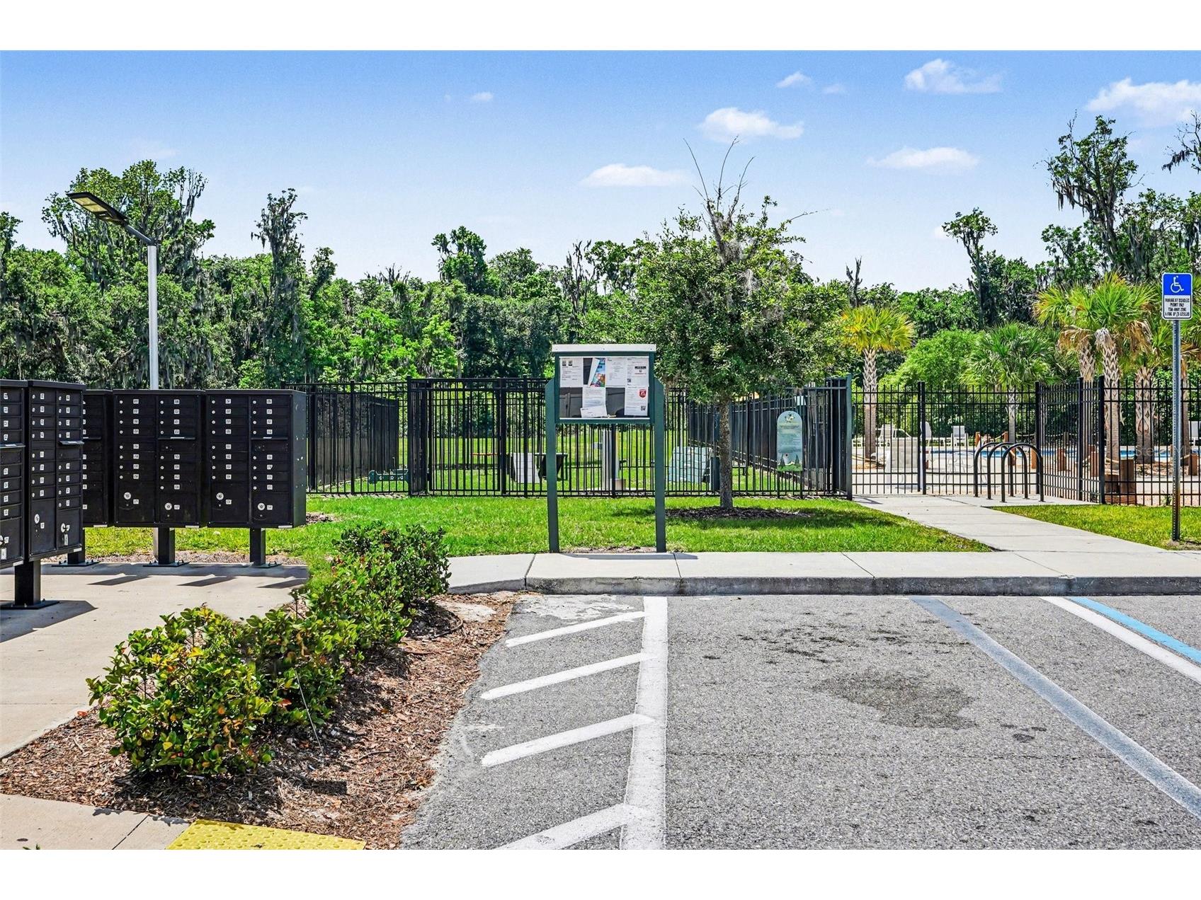 1863 Yellow Trail Lakeland FL 33801 TB8499832 image30