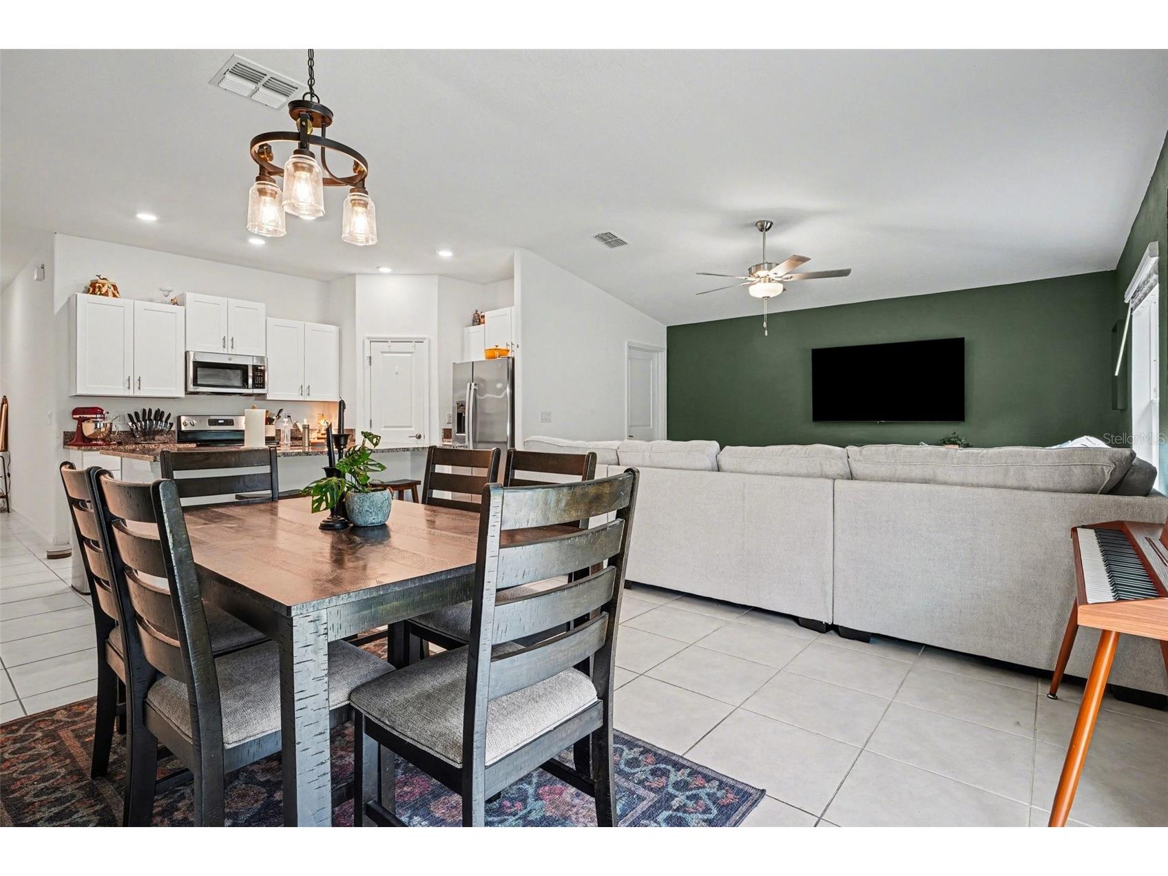 1863 Yellow Trail Lakeland FL 33801 TB8499832 image8