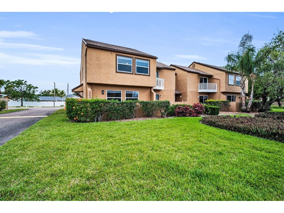 1864 Clearbrooke Drive Clearwater FL 33760 TB8384803 image1