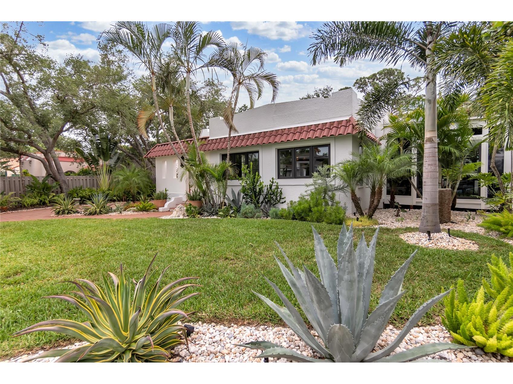1864 Clematis St Street Sarasota FL 34239 A4696114 image3