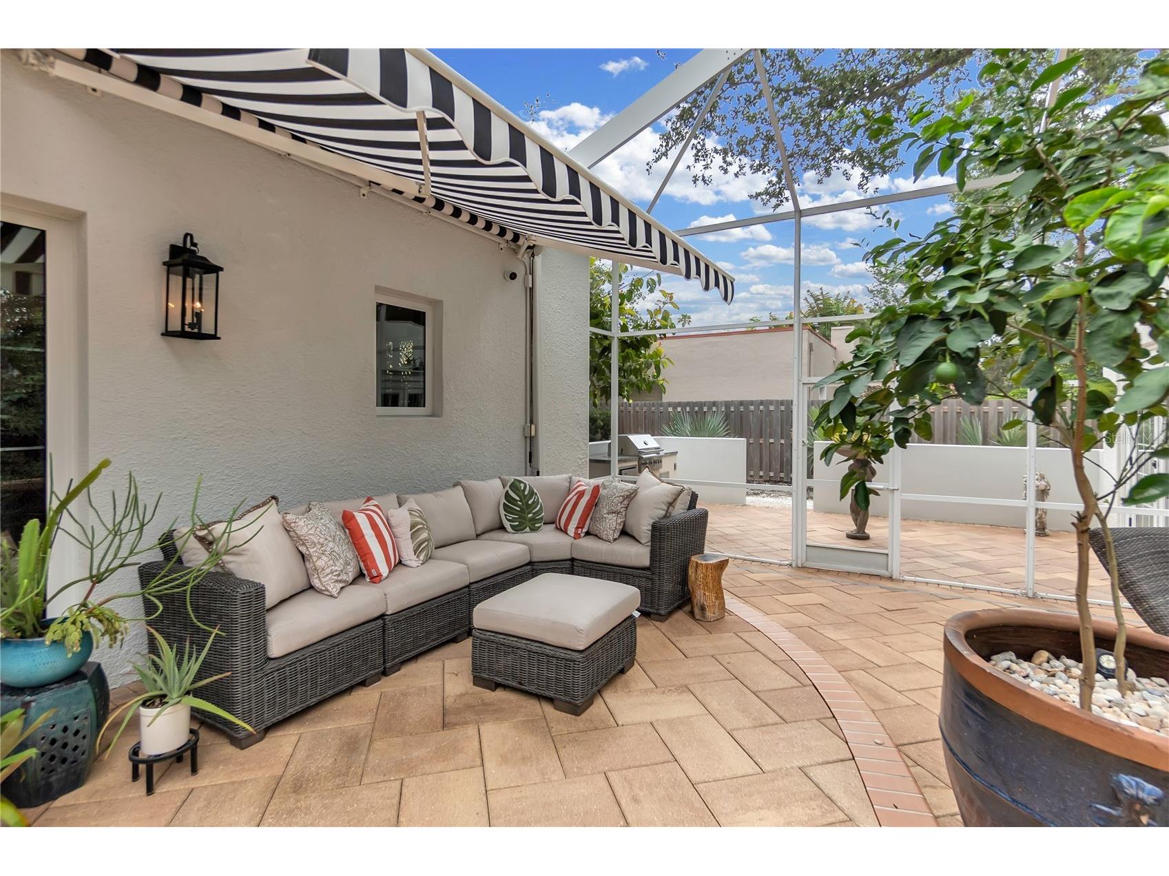 1864 Clematis St Street Sarasota FL 34239 A4696114 image36
