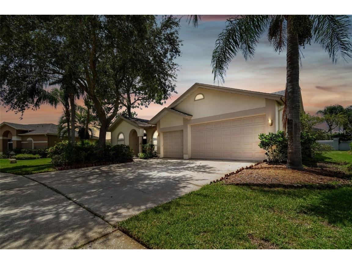 1864 Eagle Trace Boulevard Palm Harbor FL 34685 U8206279 image1