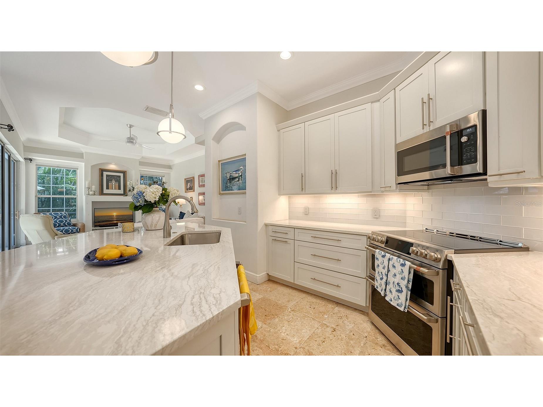 1864 Goldenrod Street Sarasota FL 34239 A4676645 image13