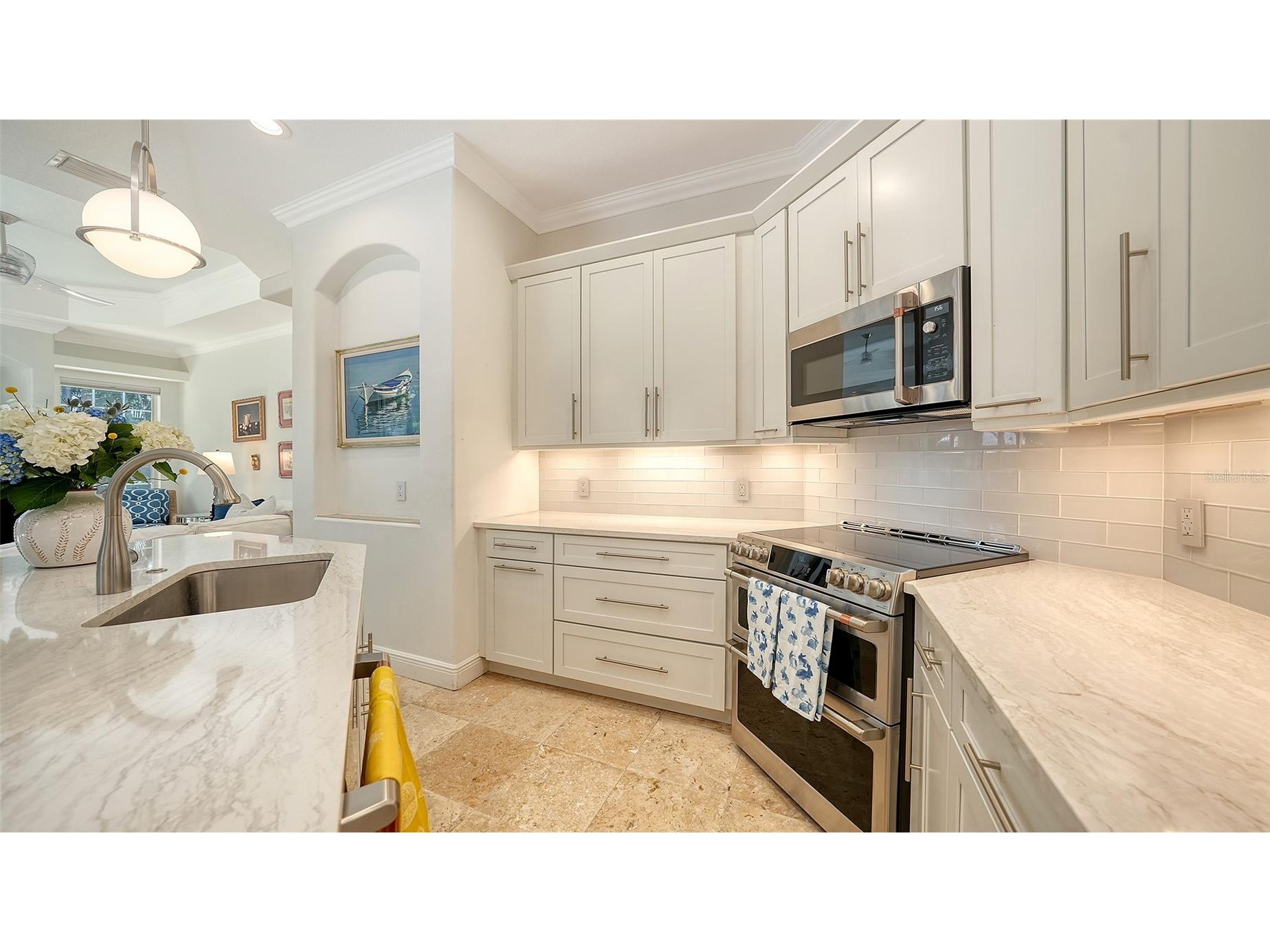 1864 Goldenrod Street Sarasota FL 34239 A4676645 image16