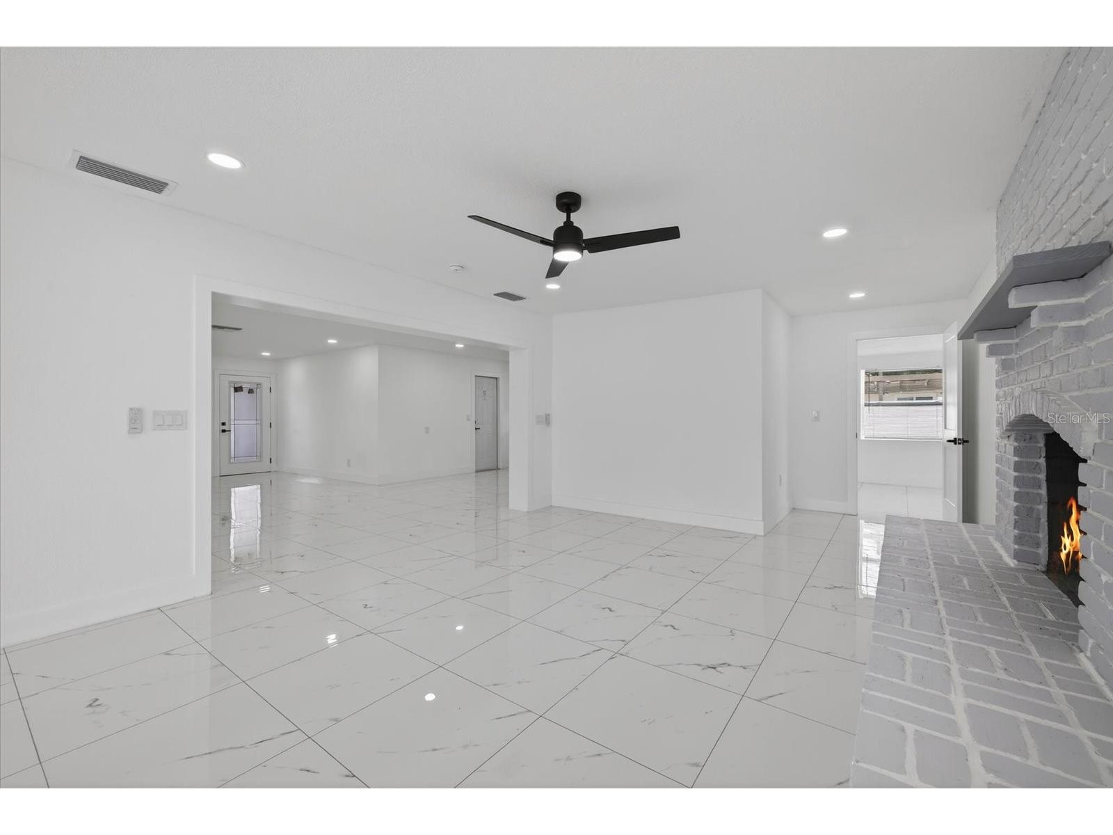 1864 Paradise Lane Clearwater FL 33756 TB8492743 image14
