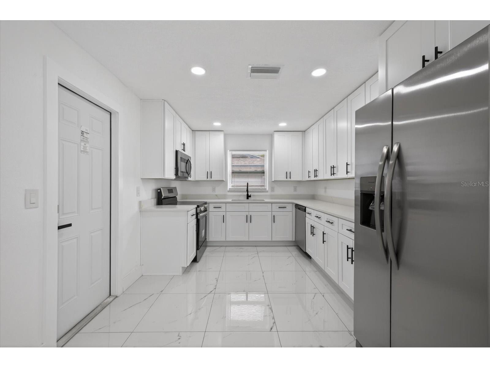 1864 Paradise Lane Clearwater FL 33756 TB8492743 image30