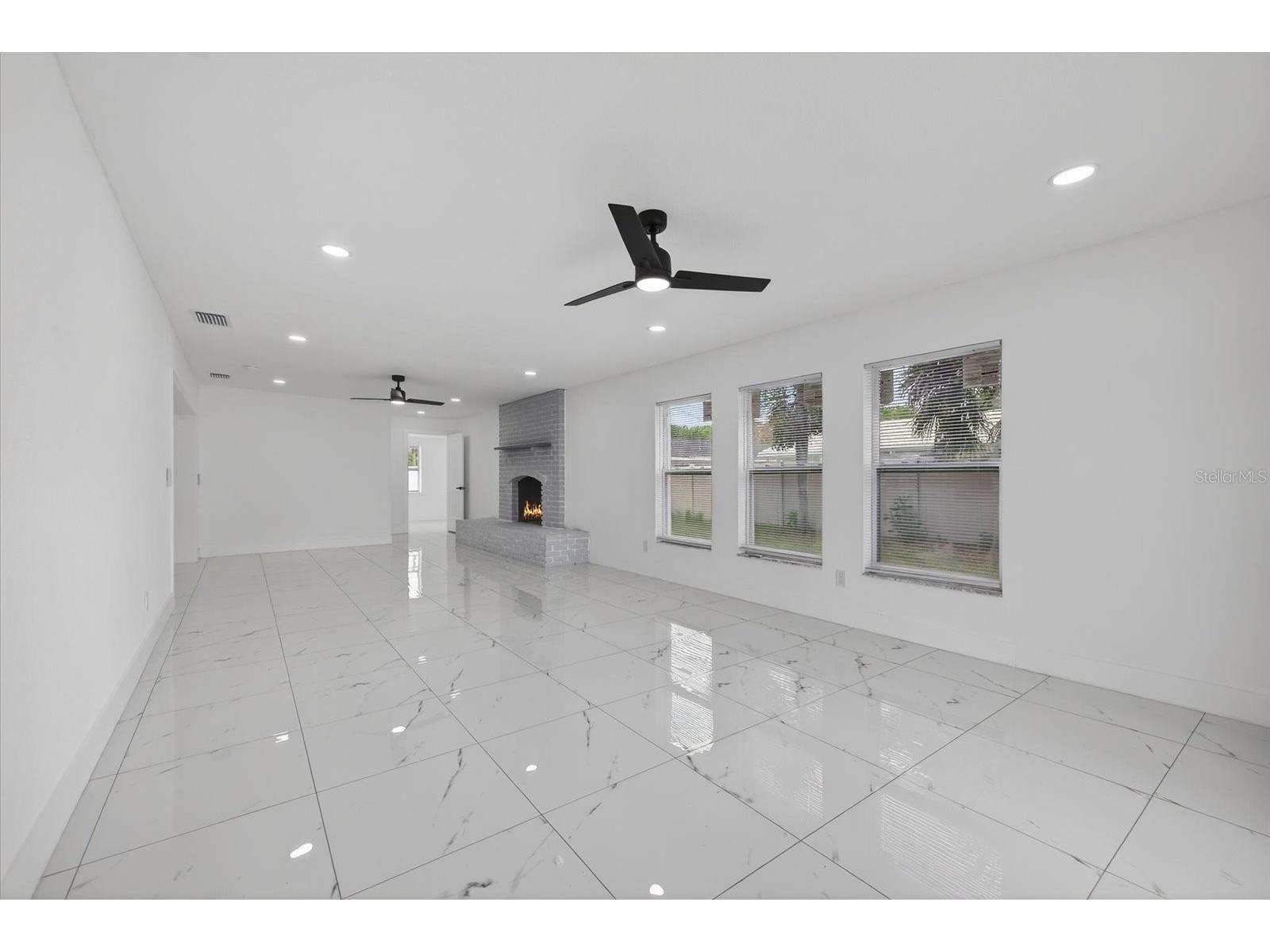 1864 Paradise Lane Clearwater FL 33756 TB8492743 image35