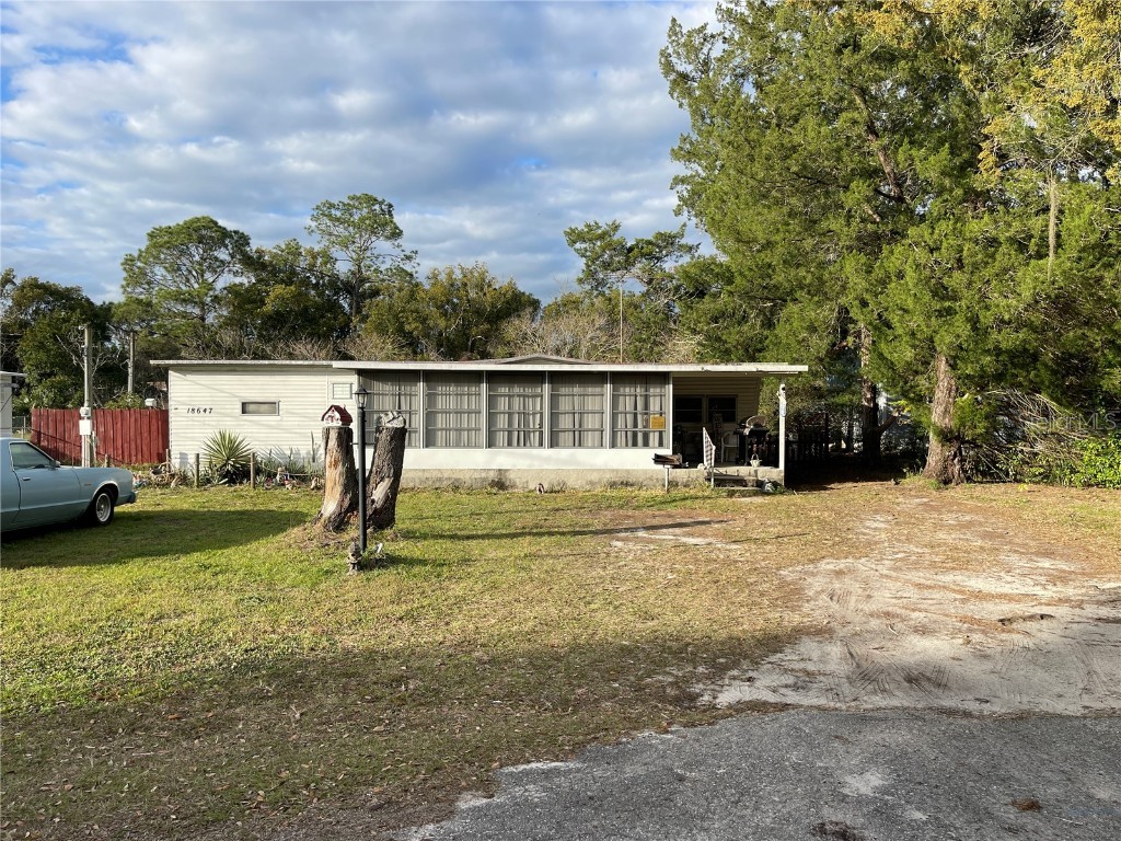 18647 SE 18th Street Silver Springs FL 34488 OM671596 image1