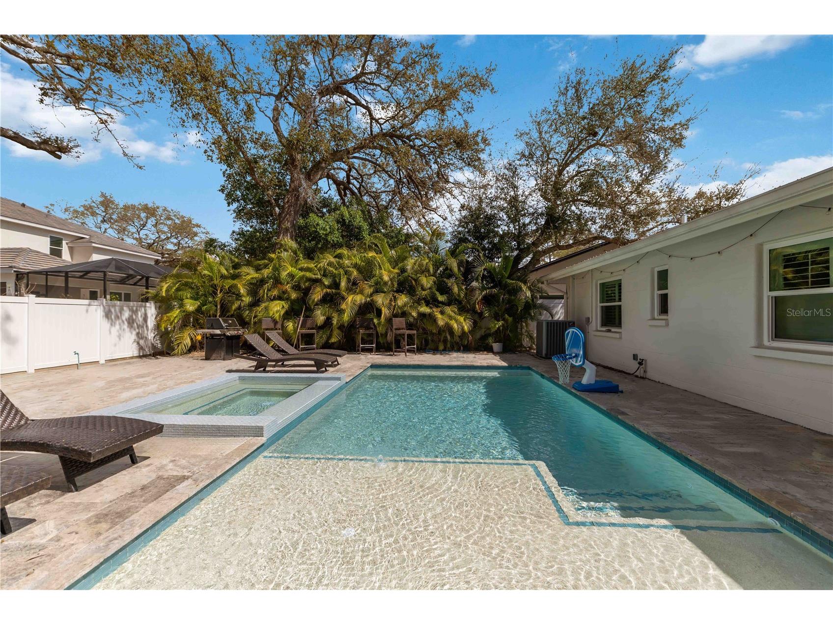 1865 Orchid Street Sarasota FL 34239 A4609514 image3