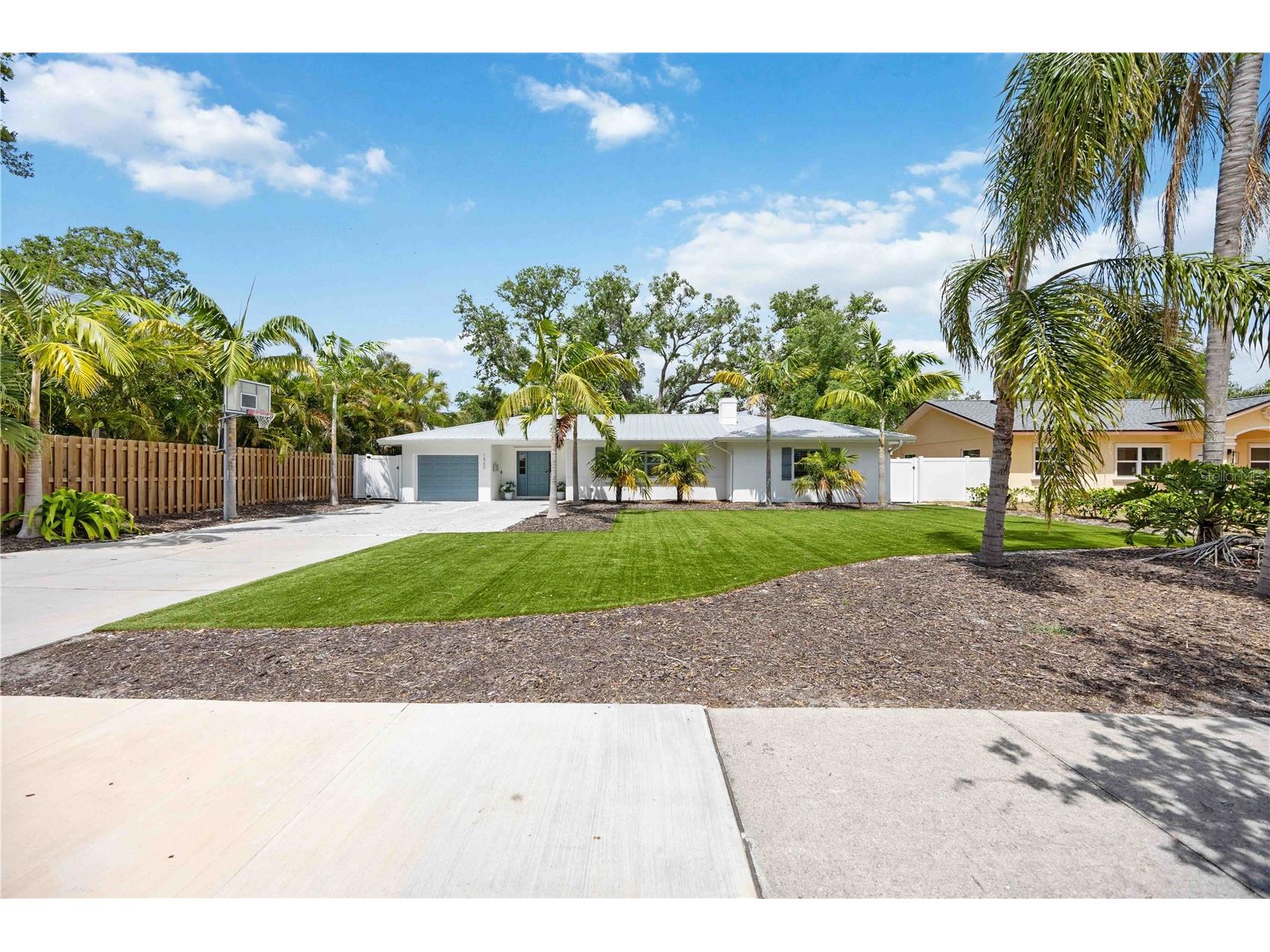 1865 Orchid Street Sarasota FL 34239 A4688669 image2