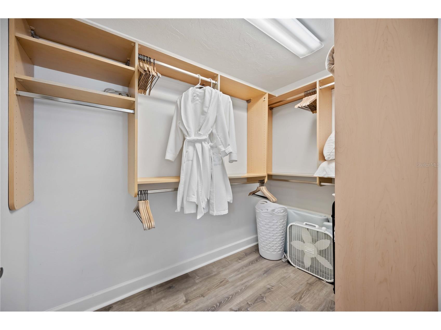 1865 Orchid Street Sarasota FL 34239 A4688669 image27