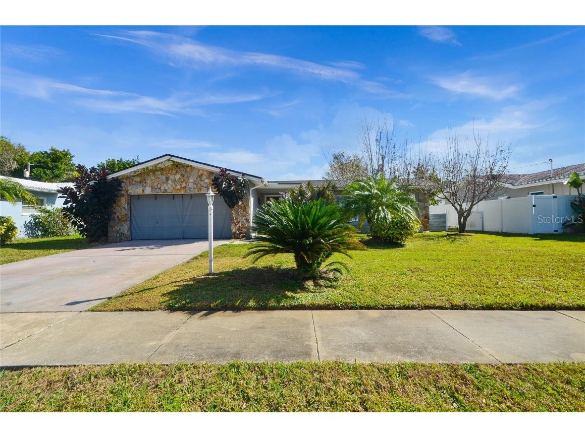 1865 Paradise Lane Clearwater FL 33756 O6067441 image1