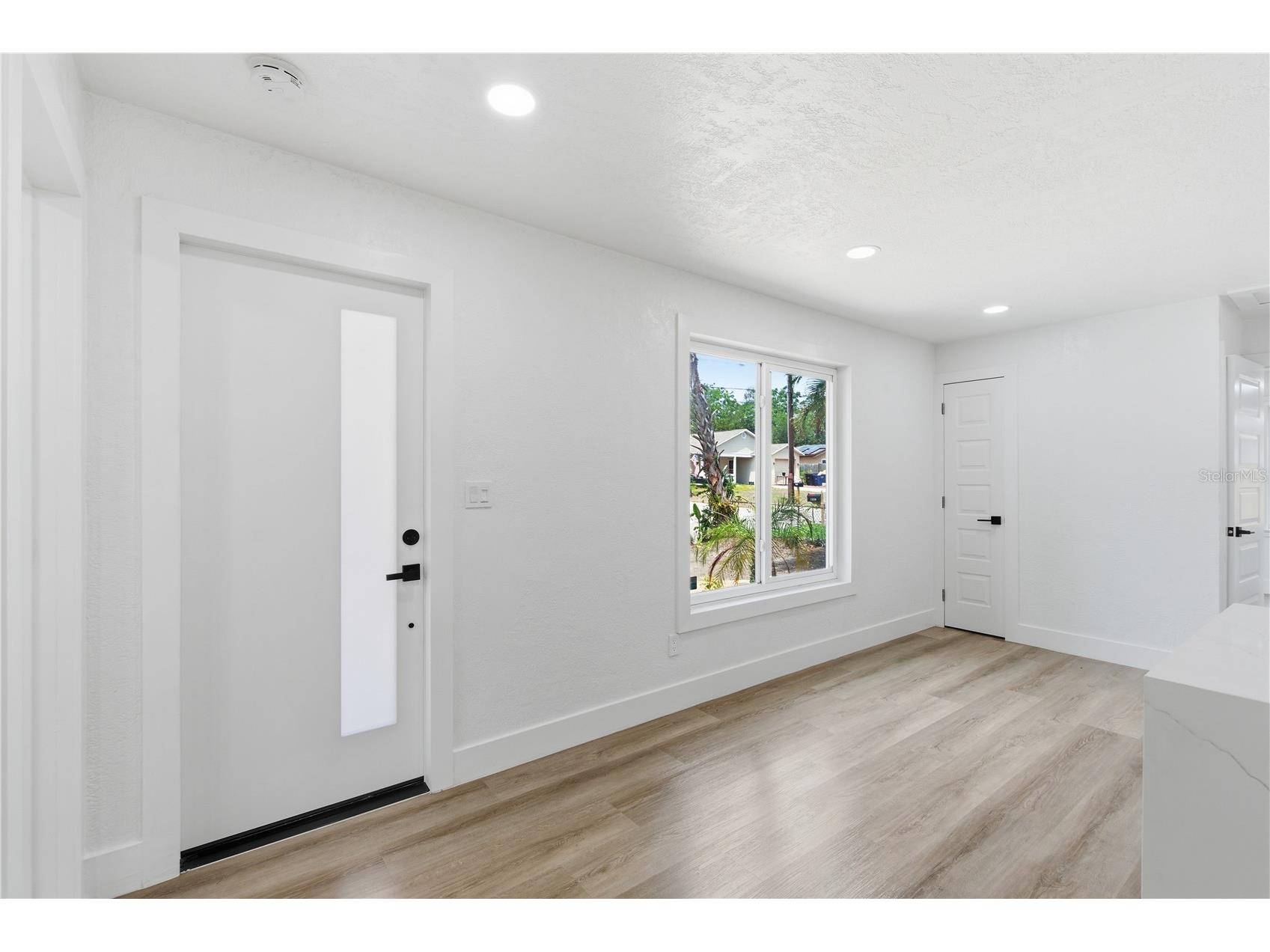 1865 Springtime Avenue Clearwater FL 33755 TB8504579 image4
