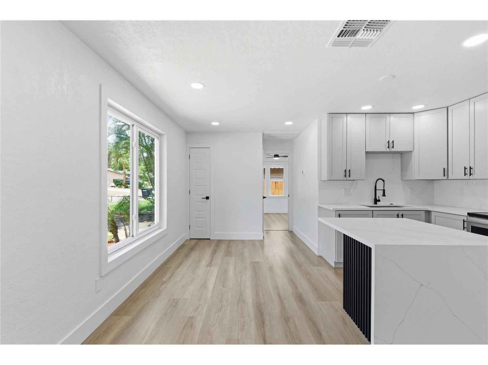 1865 Springtime Avenue Clearwater FL 33755 TB8504579 image5