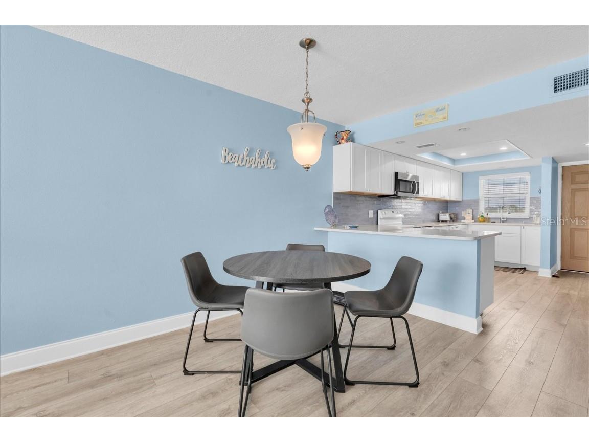 18650 Gulf Boulevard #203 Indian Shores FL 33785 - GULF OF MEXICO TB8382145 image11