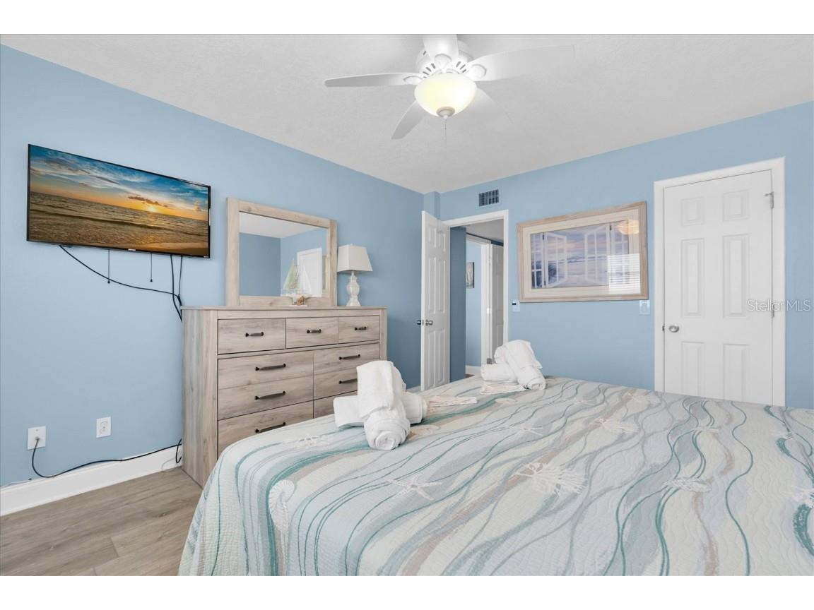 18650 Gulf Boulevard #203 Indian Shores FL 33785 - GULF OF MEXICO TB8382145 image13