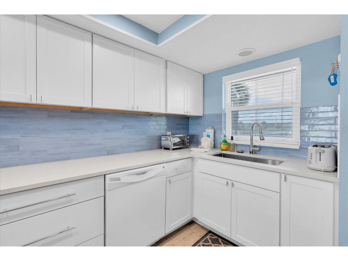 18650 Gulf Boulevard #203 Indian Shores FL 33785 - GULF OF MEXICO TB8382145 image6