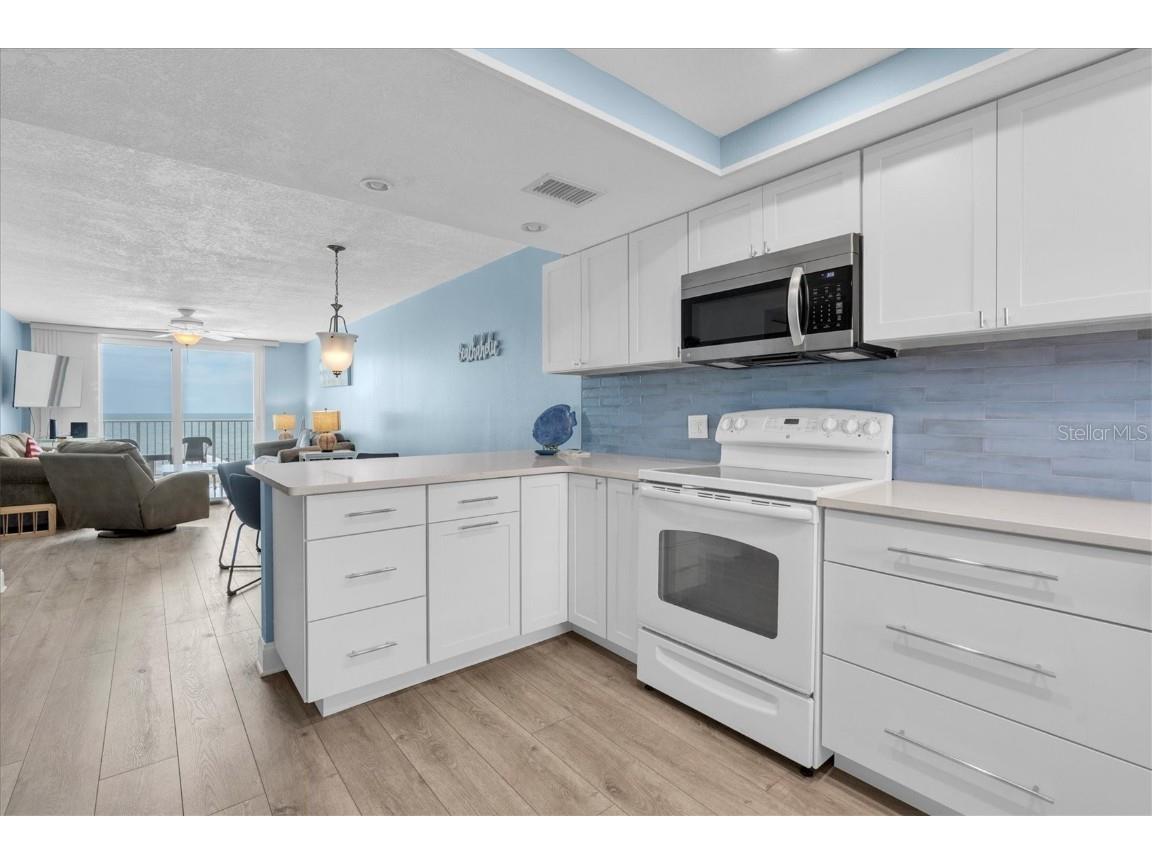 18650 Gulf Boulevard #203 Indian Shores FL 33785 - GULF OF MEXICO TB8382145 image7