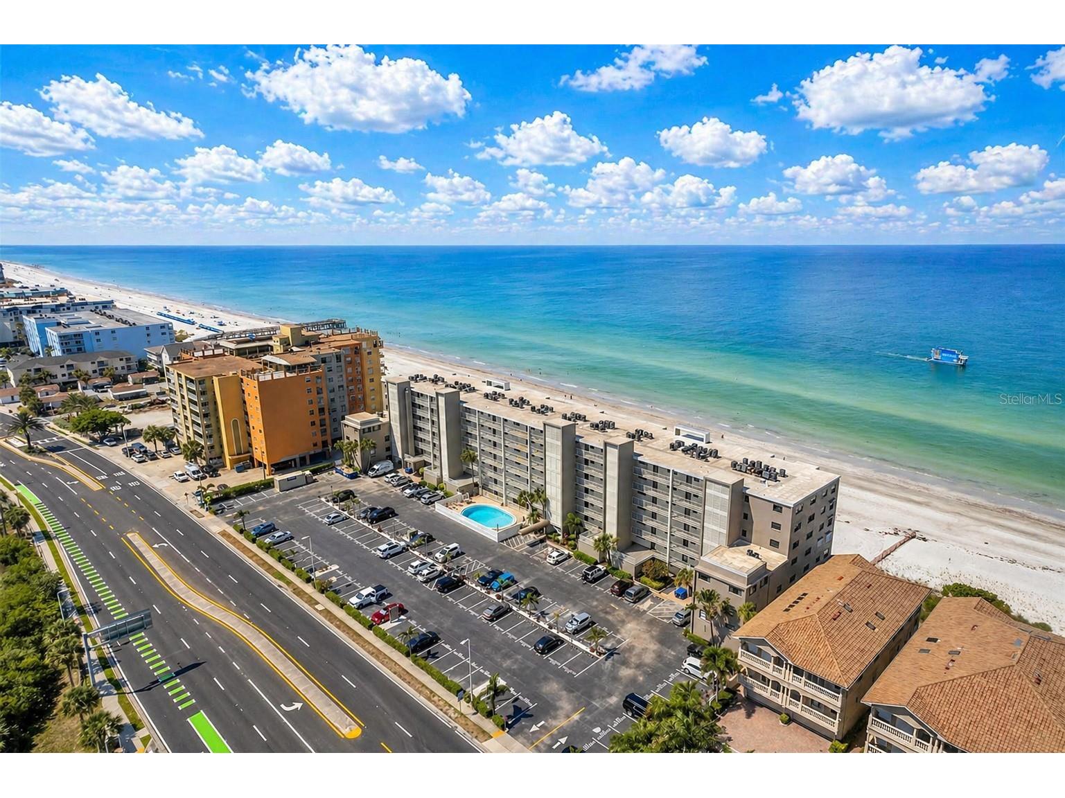 18650 Gulf Boulevard #305 Indian Shores FL 33785 TB8502979 image1