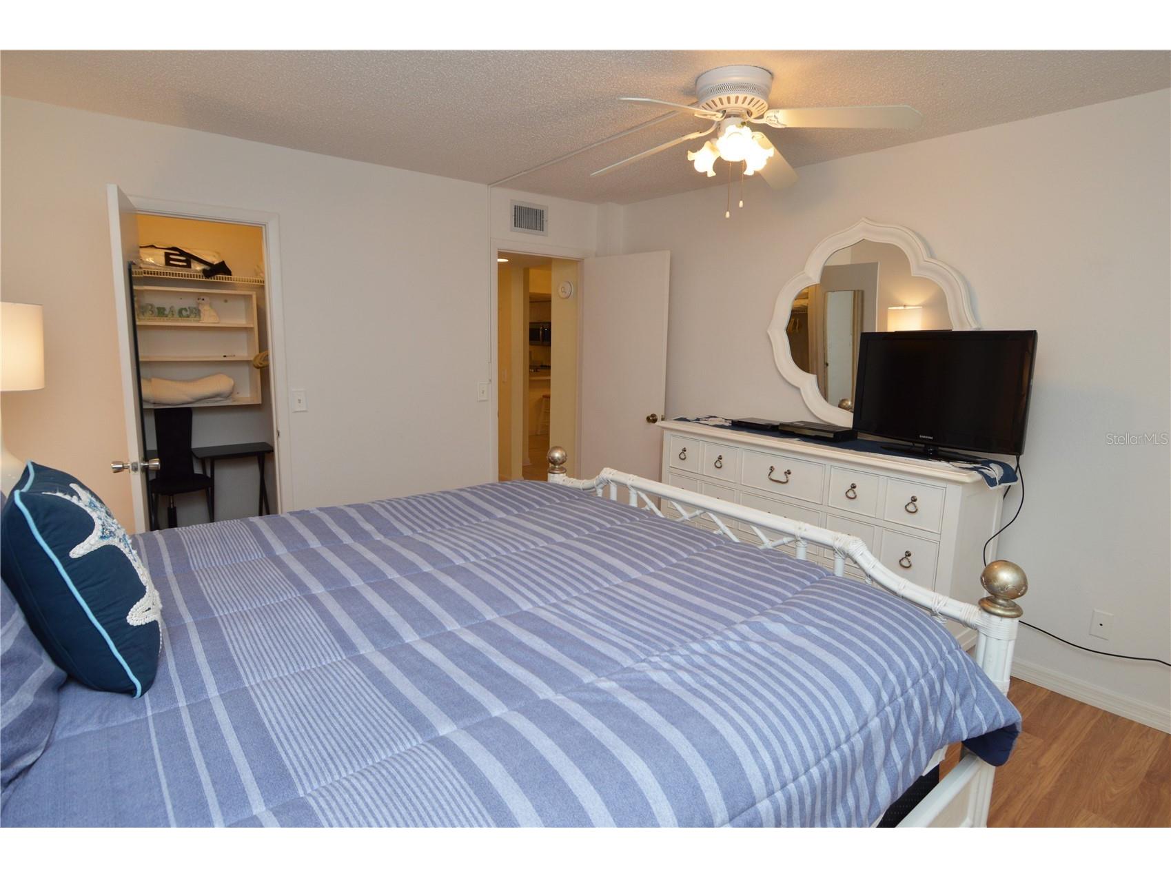 18650 Gulf Boulevard #305 Indian Shores FL 33785 TB8502979 image38