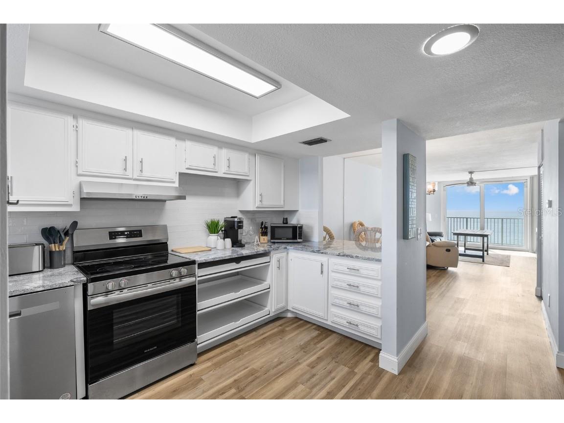 18650 Gulf Boulevard #402 Indian Shores FL 33785 - GULF OF MEXICO TB8446074 image7