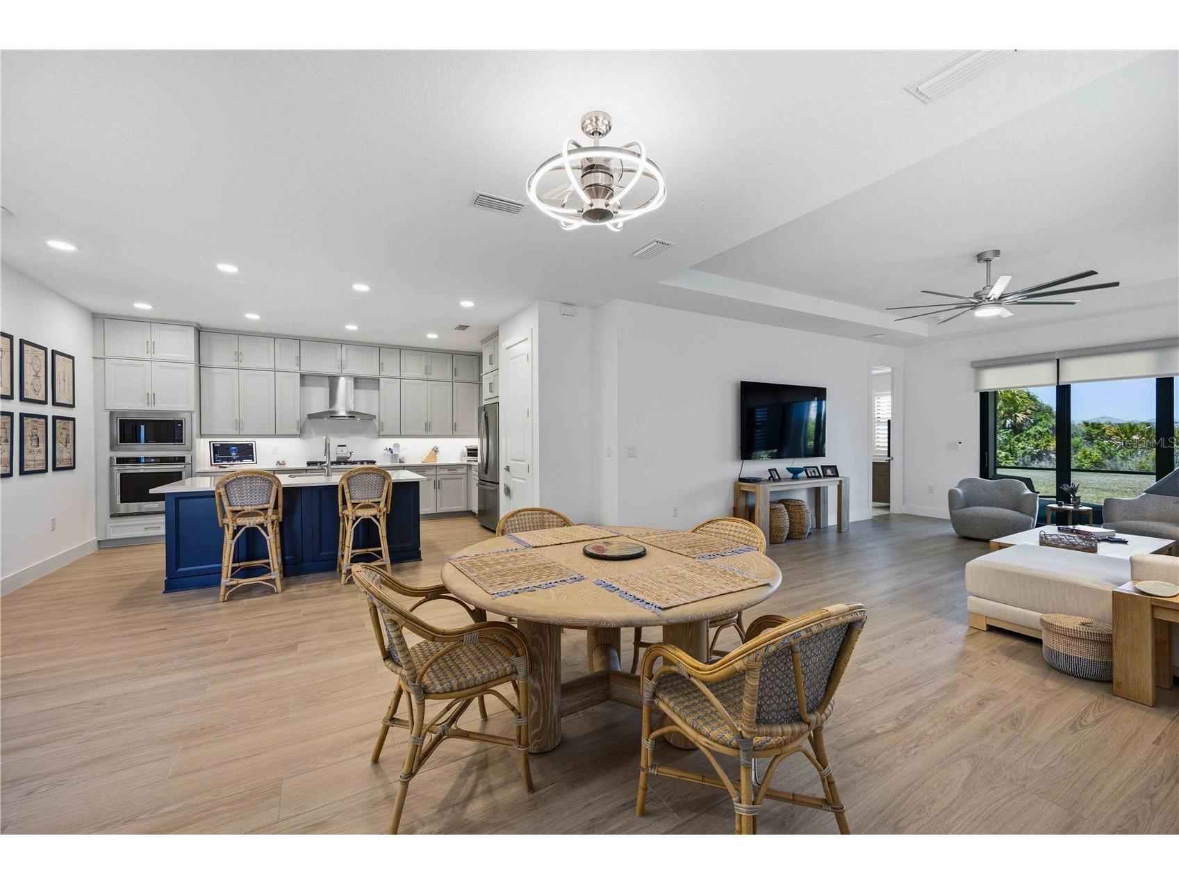18652 Dayspring Place Venice FL 34293 A4691456 image12
