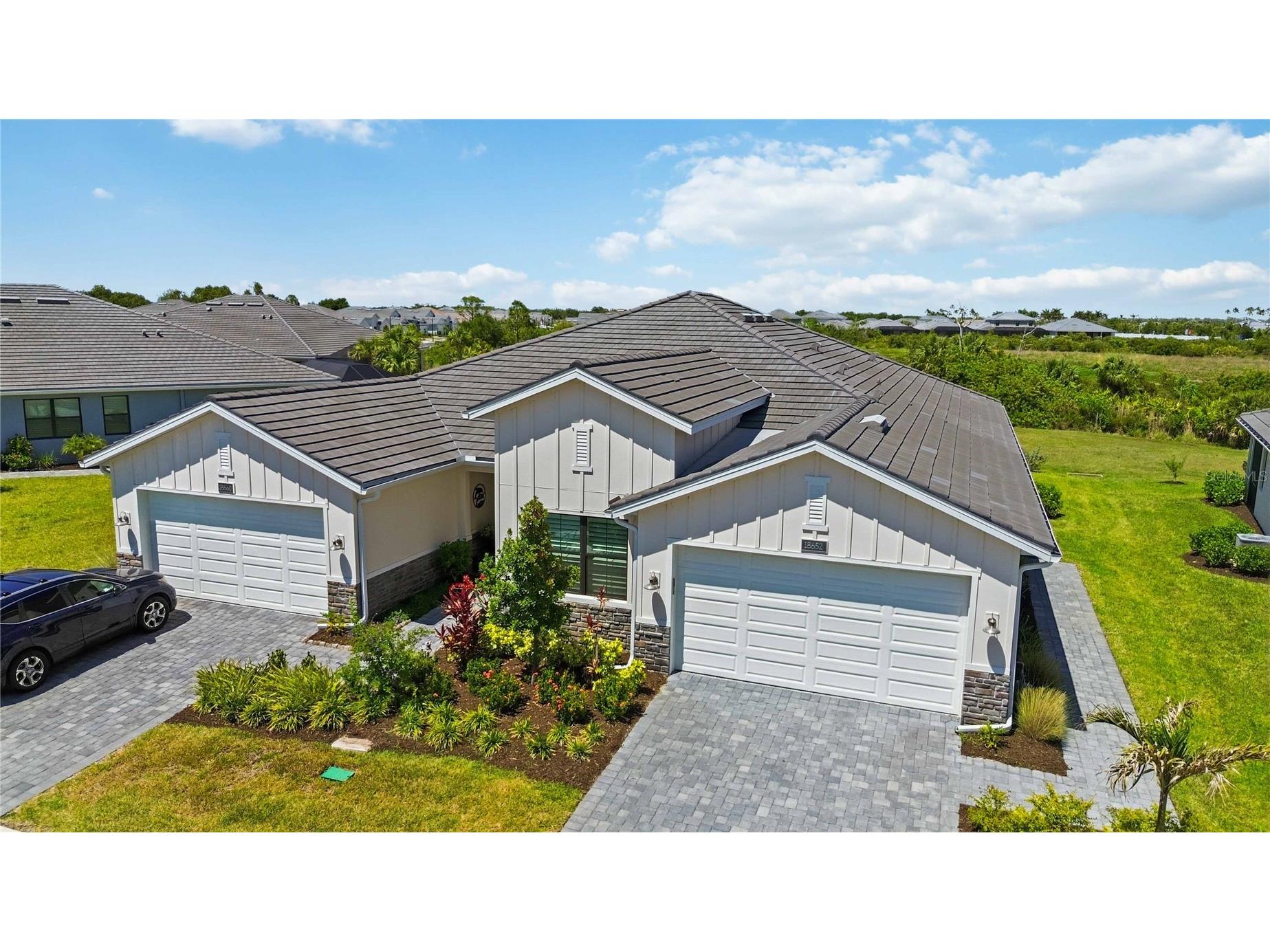 18652 Dayspring Place Venice FL 34293 A4691456 image51