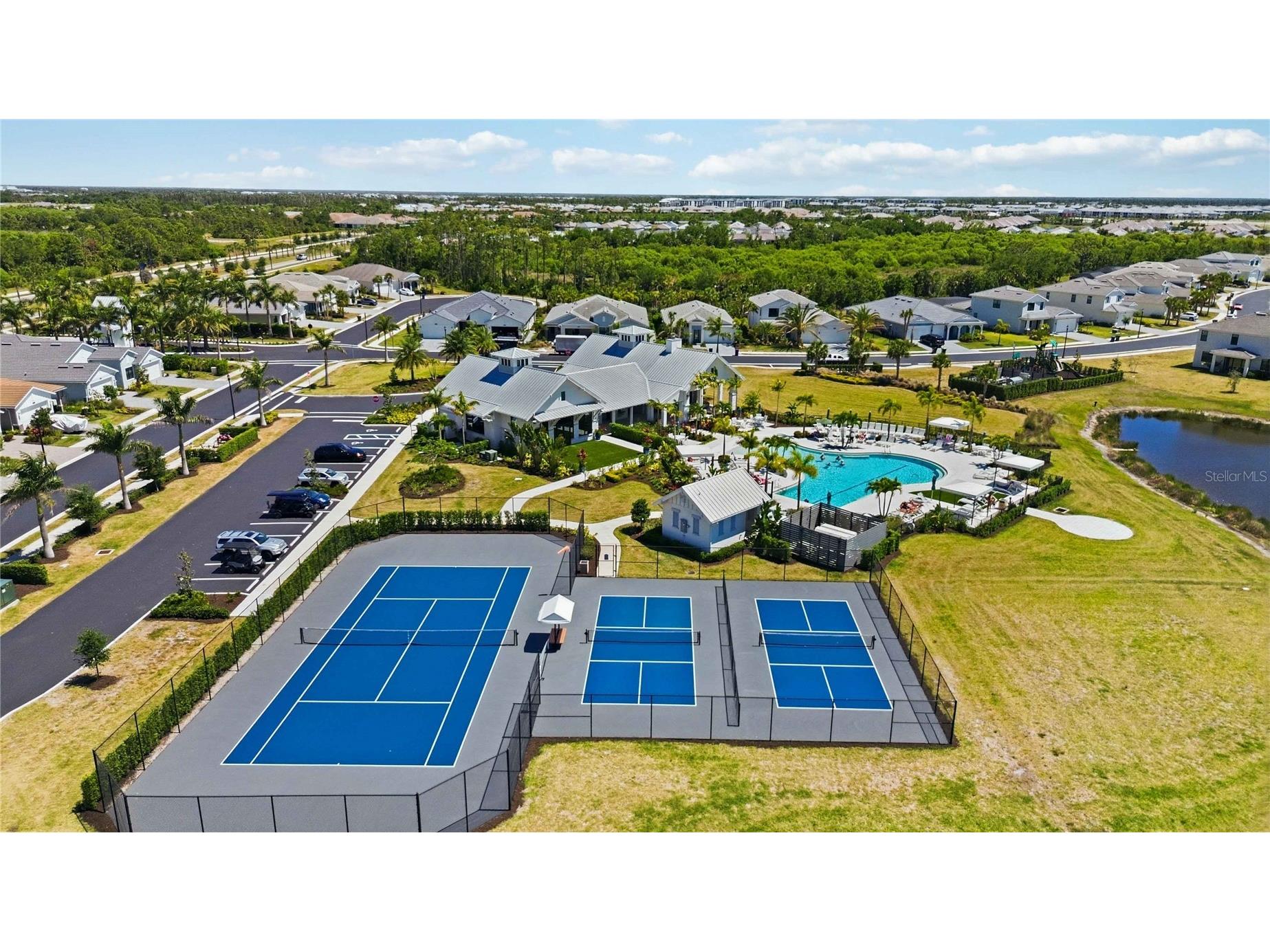 18652 Dayspring Place Venice FL 34293 A4691456 image53