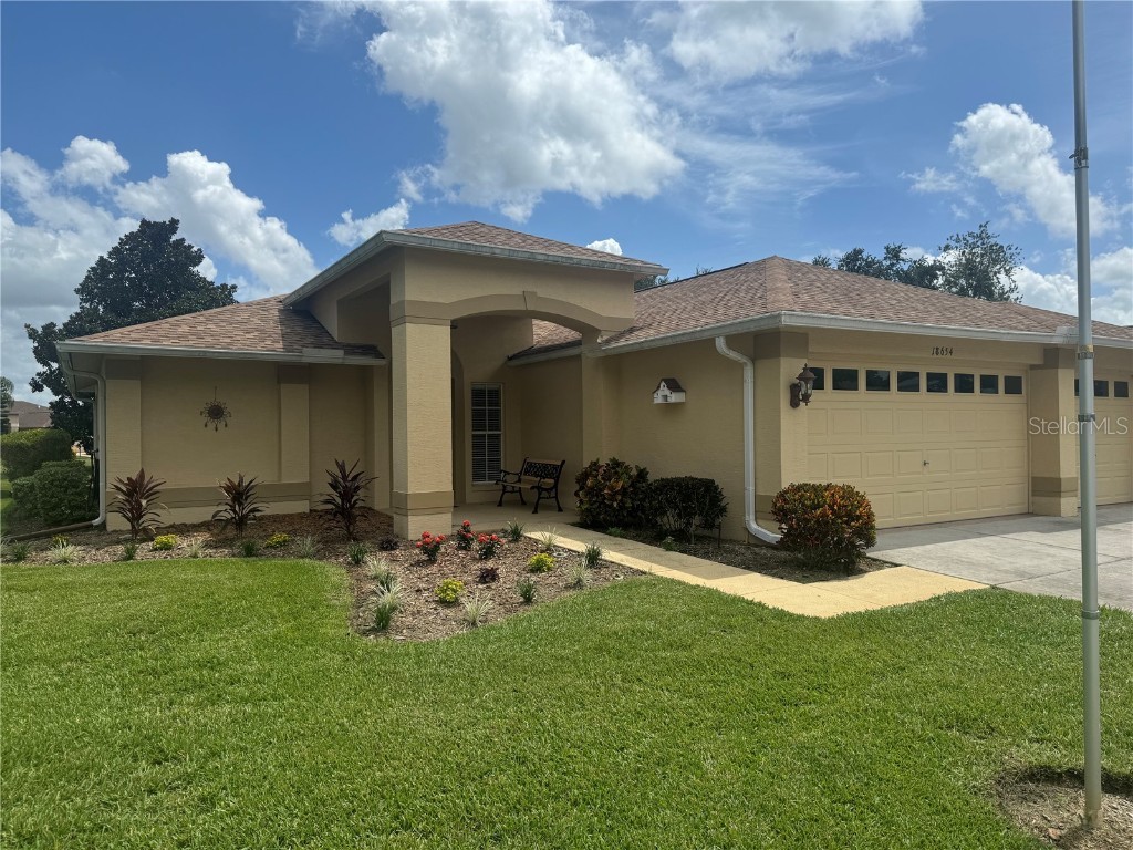 18654 Myrtlewood Drive Hudson FL 34667 W7868174 image1