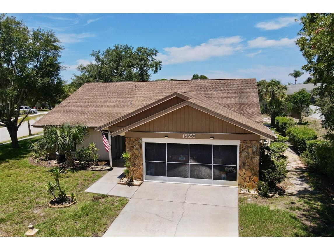 18655 White Pine Circle Hudson FL 34667 W7856259 image1