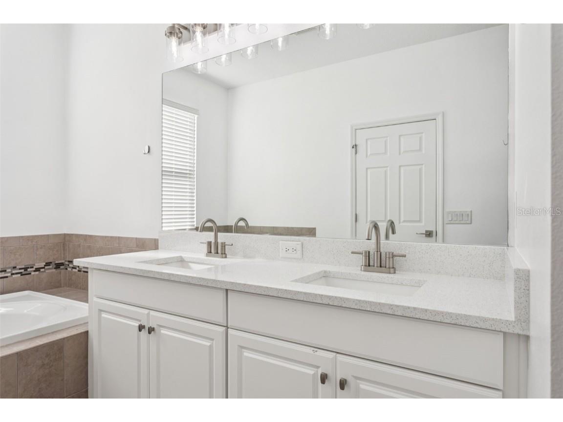 18657 Obregan Drive Spring Hill FL 34610 TB8382189 image34