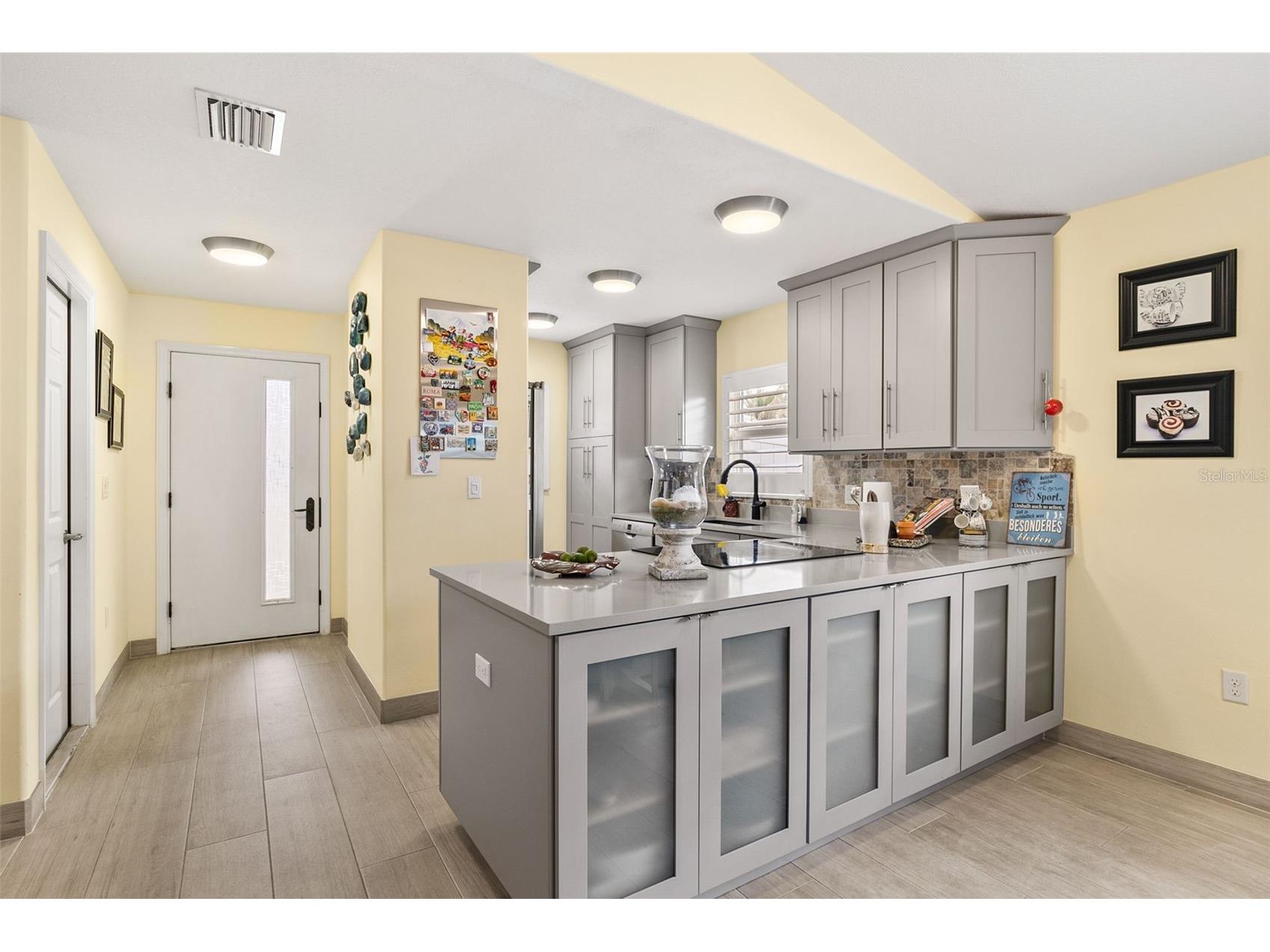 1866 Vamo Drive Sarasota FL 34231 A4691082 image4