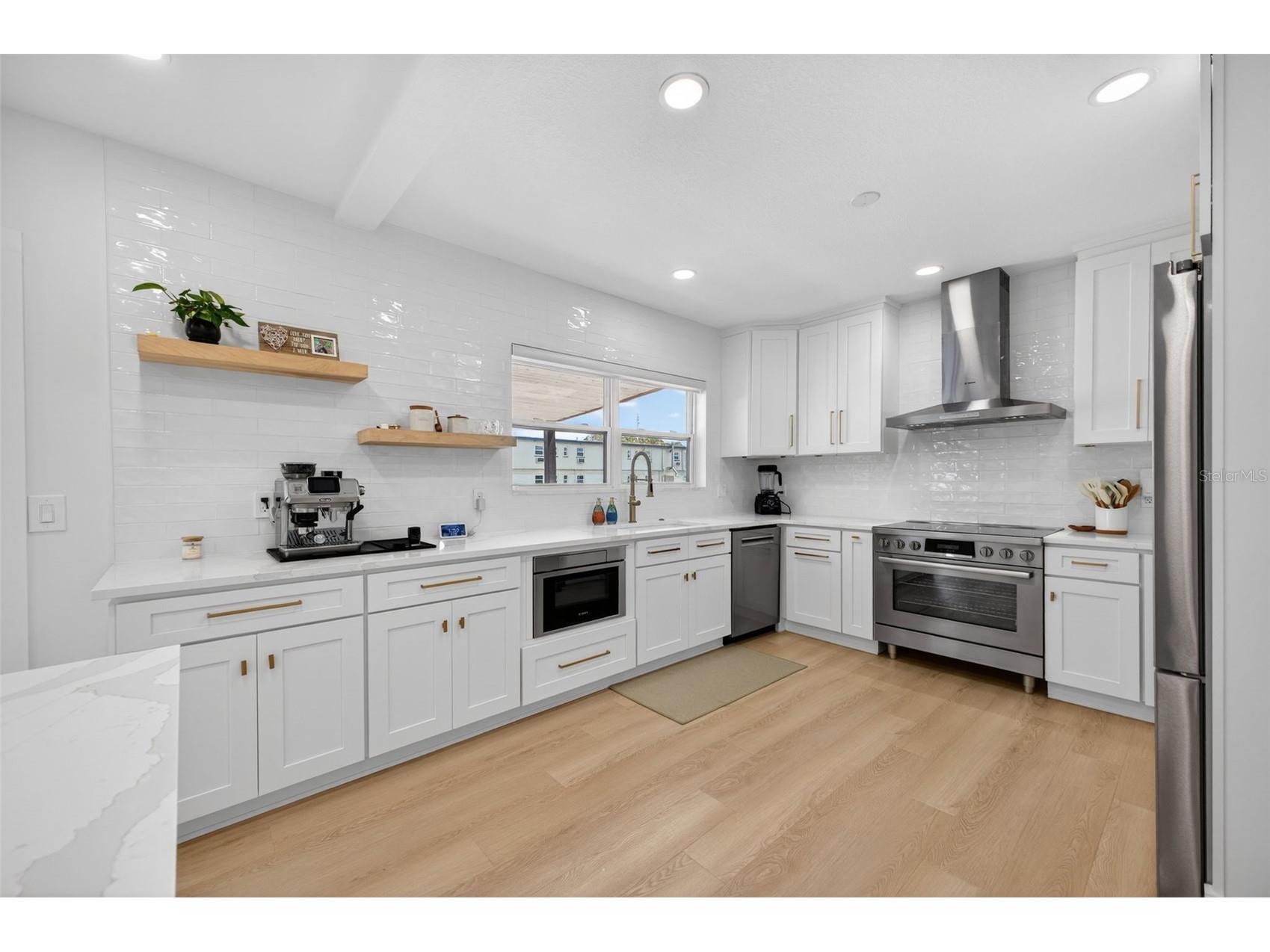 1866 Venetian Point Drive Clearwater FL 33755 - ST JOSEPH SOUND BAY TB8489361 image12