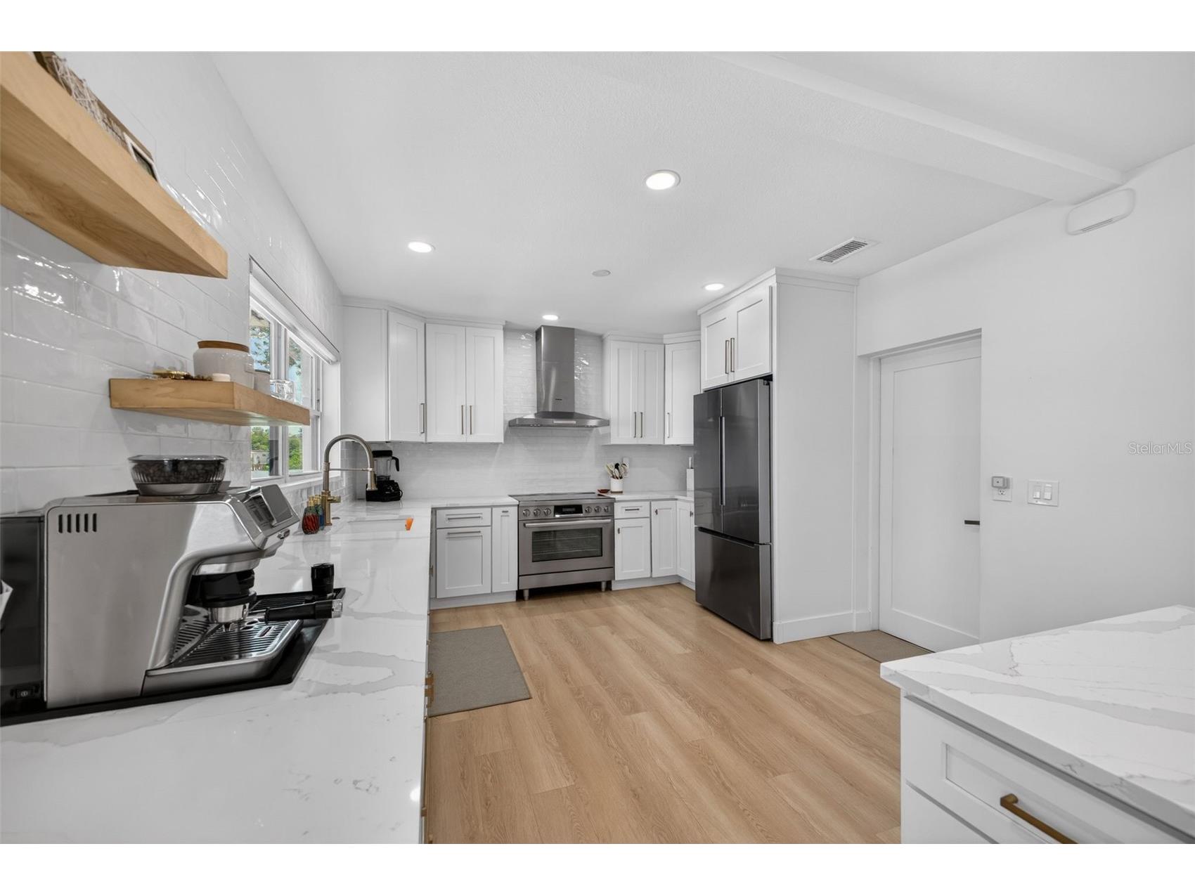 1866 Venetian Point Drive Clearwater FL 33755 - ST JOSEPH SOUND BAY TB8489361 image13