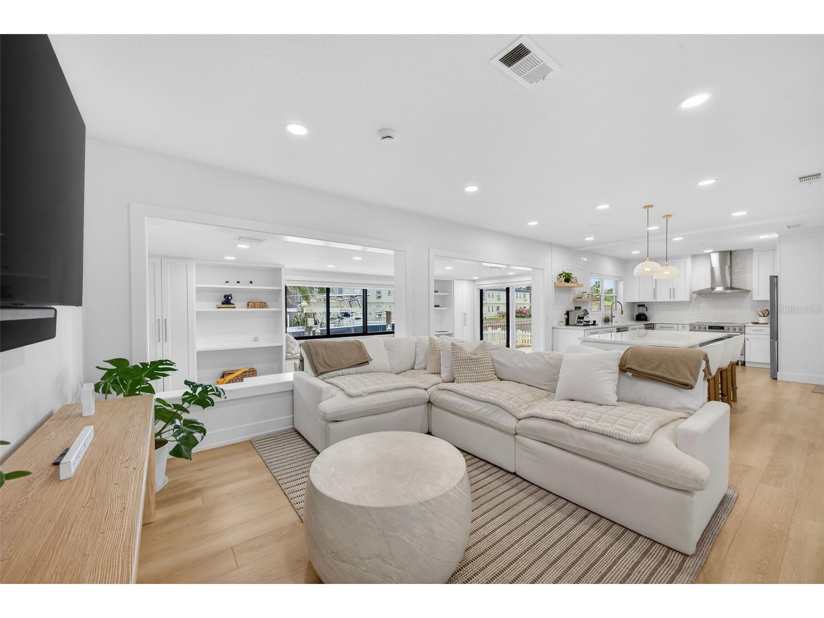 1866 Venetian Point Drive Clearwater FL 33755 - ST JOSEPH SOUND BAY TB8489361 image8