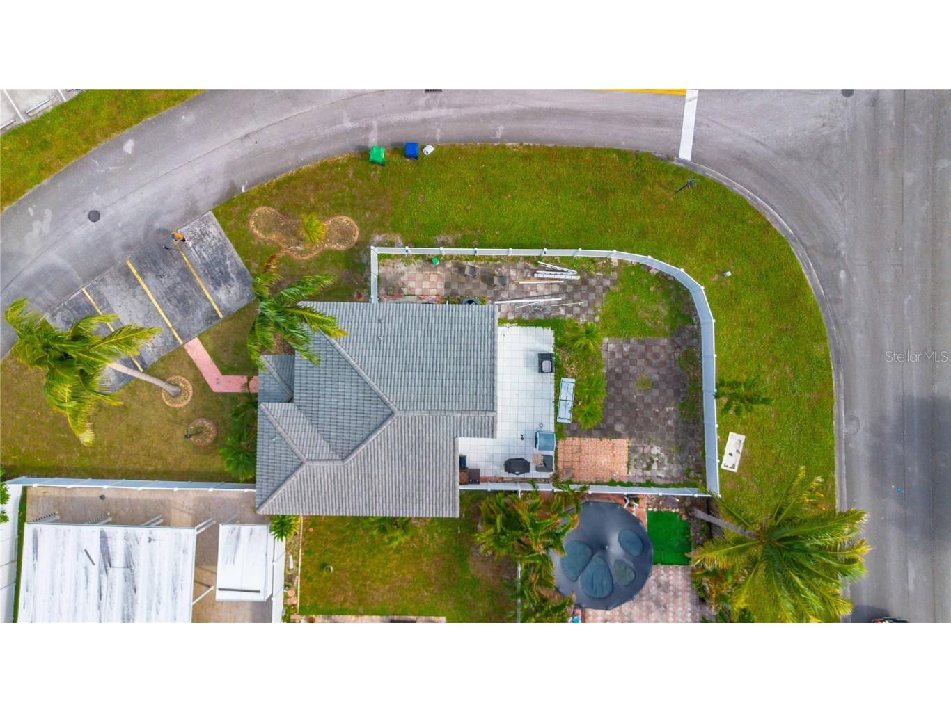 18662 NW 56th Avenue Miami Gardens FL 33055 TB8448182 image44