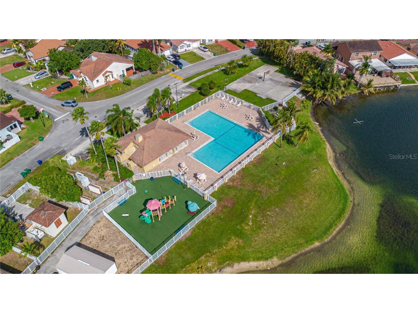 18662 NW 56th Avenue Miami Gardens FL 33055 TB8448182 image48