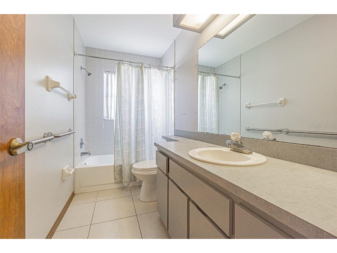 18664 White Pine Circle Hudson FL 34667 TB8455238 image21