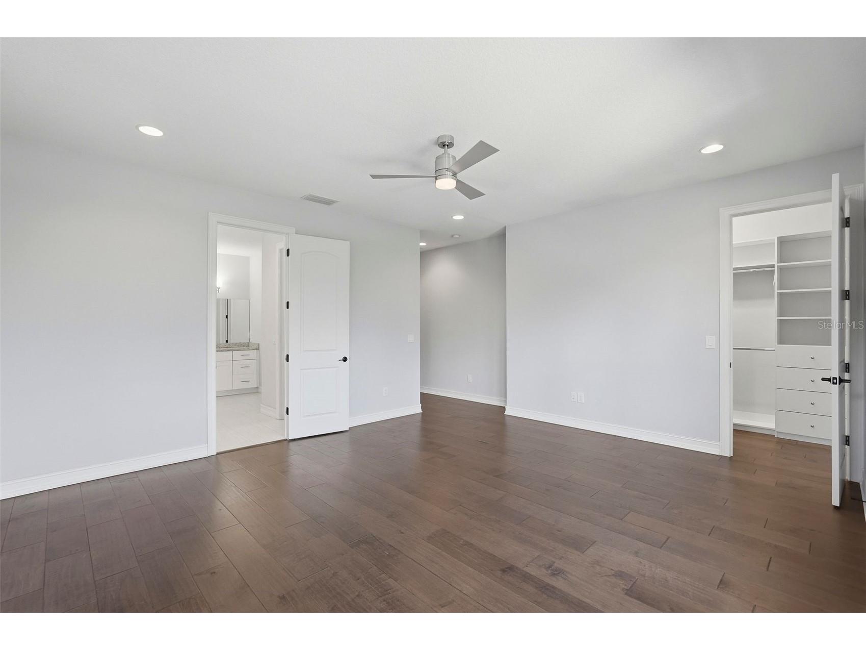 1867 5th Street N Saint Petersburg FL 33704 - Crescent TB8513195 image32
