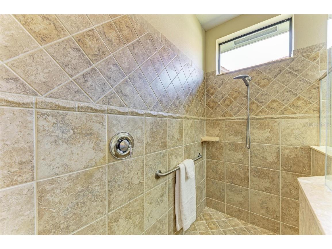 1867 Batello Drive Venice FL 34292 A4674472 image21