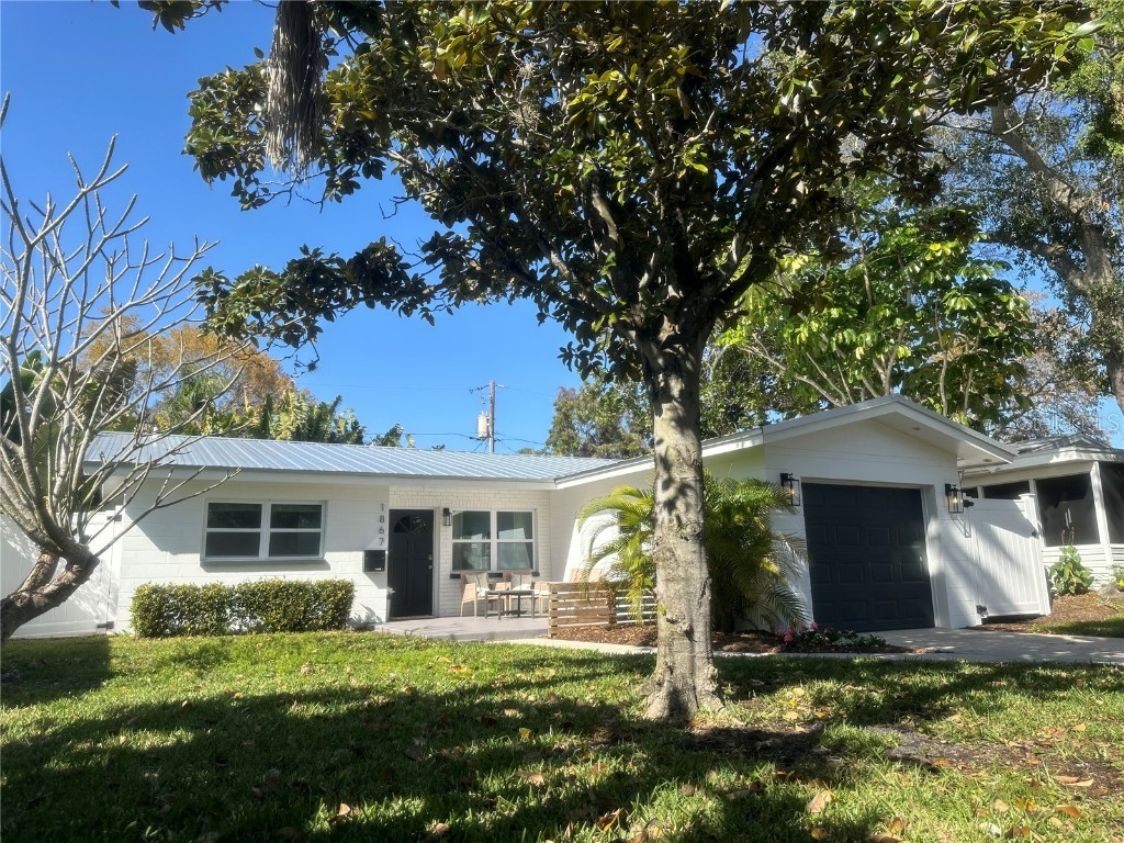 1867 Maryland Avenue NE Saint Petersburg FL 33703 U8233891 image1