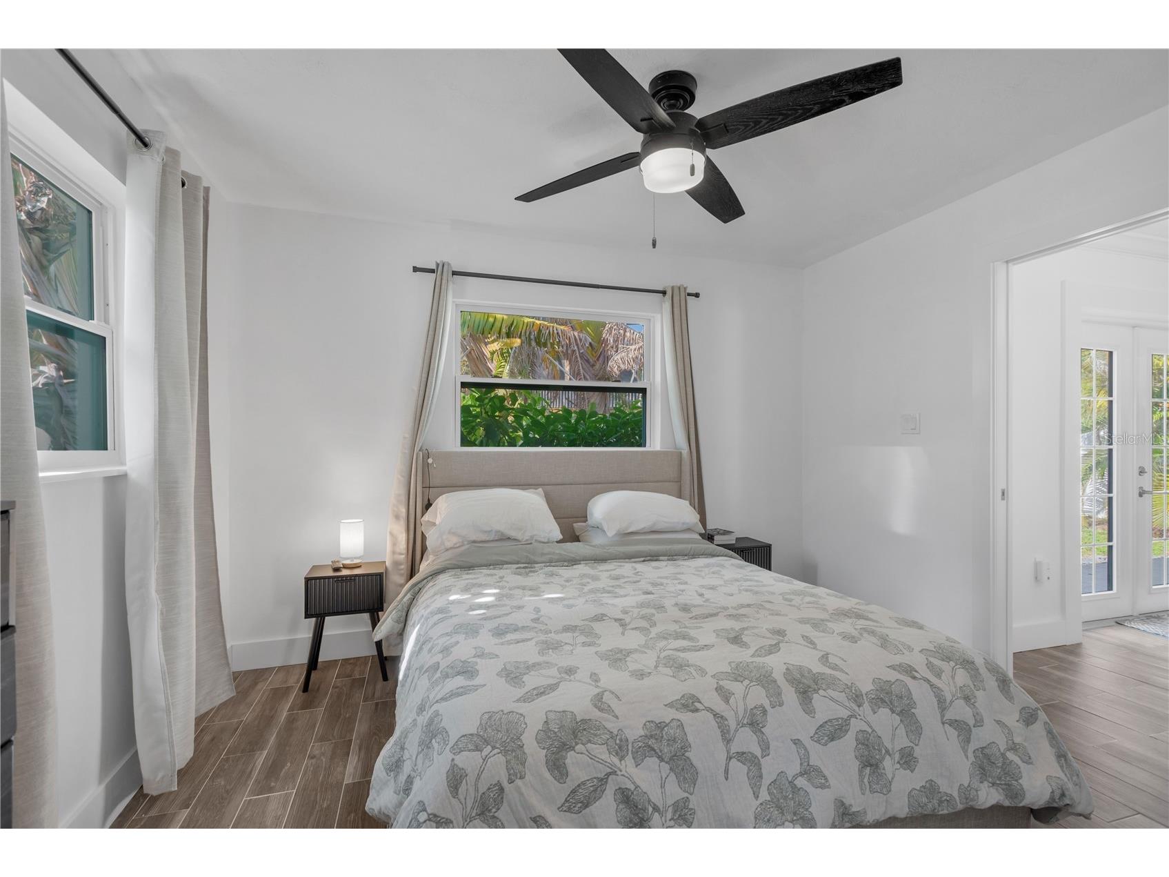 1867 Maryland Avenue NE Saint Petersburg FL 33703 A4684795 image15