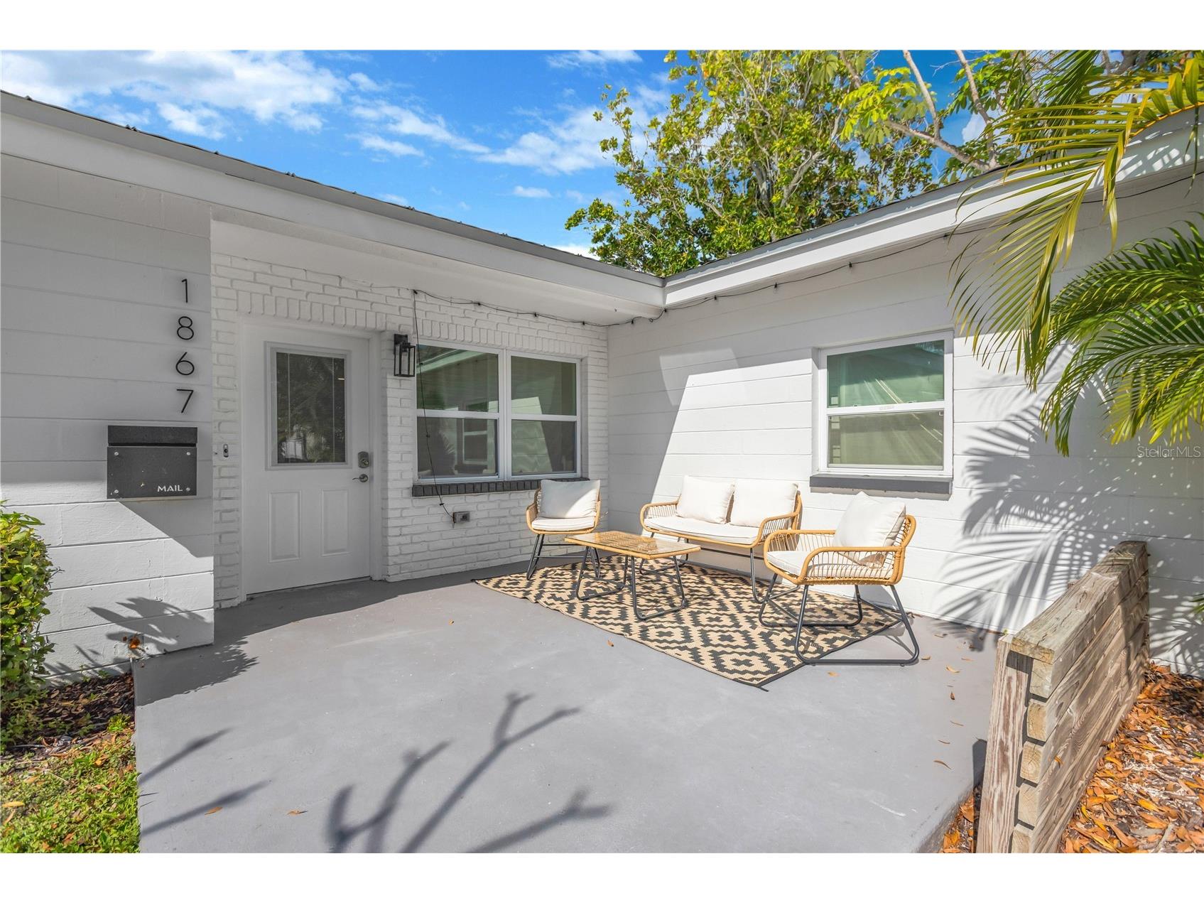1867 Maryland Avenue NE Saint Petersburg FL 33703 A4684795 image4